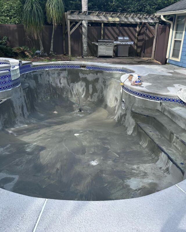 Get your pool right for the summer. we just resurfaced this pool, and it came out great.#bluequartz#poolresurface#remarcite#plastertechjax